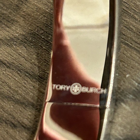 Tory Burch Kira Gemini Link Logo Bracelet - Picture 6 of 7